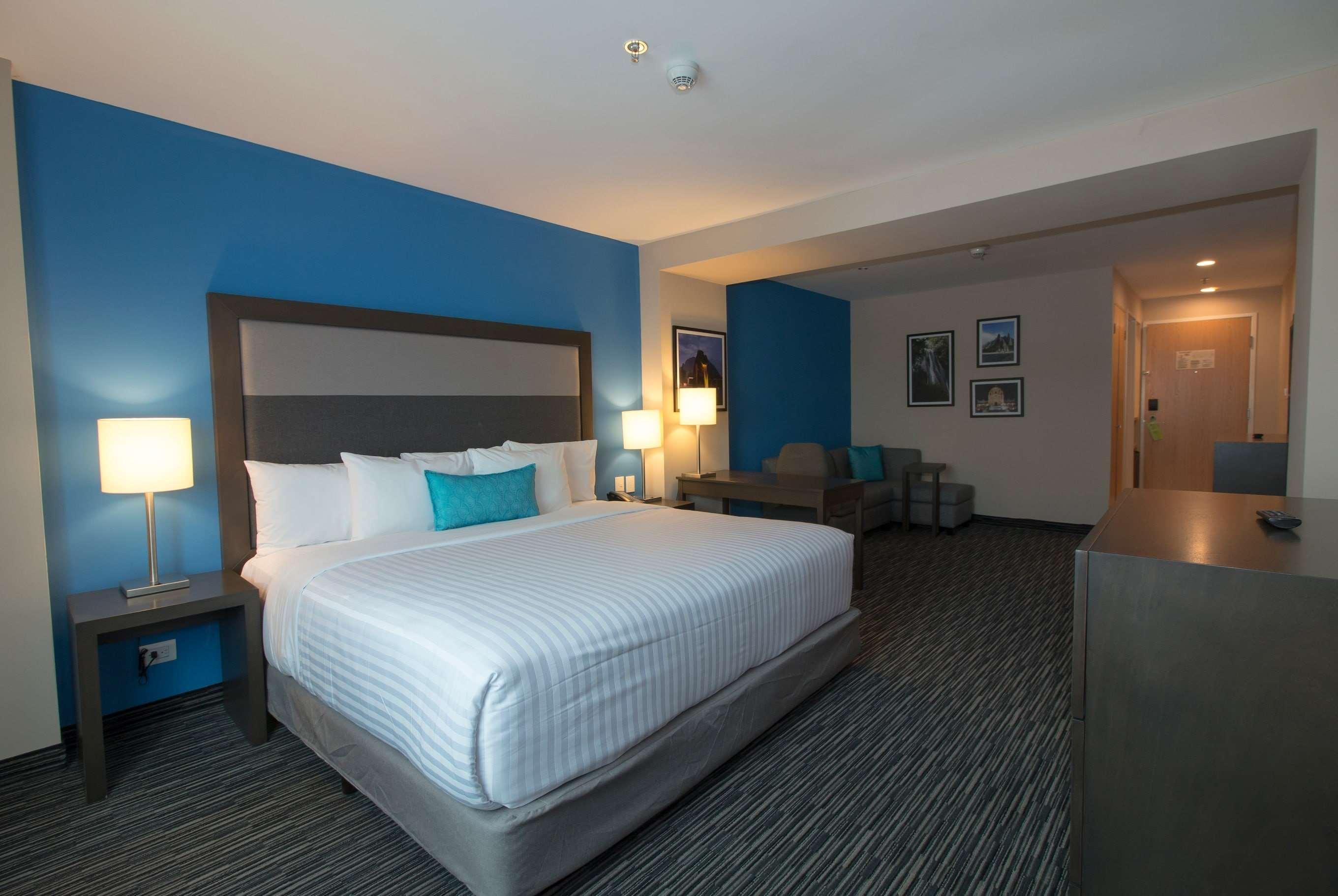 Chn Hotel Monterrey Aeropuerto, Trademark By Wyndham Apodaca Eksteriør billede