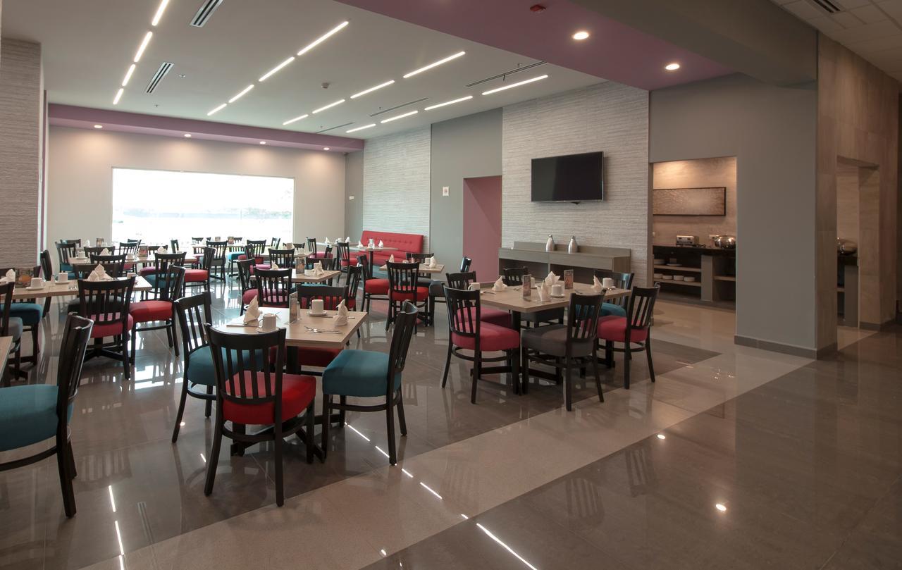 Chn Hotel Monterrey Aeropuerto, Trademark By Wyndham Apodaca Eksteriør billede